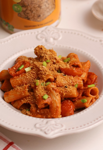 Томатна паста з Flakes із морквою — класичний рецепт із новим акцентом